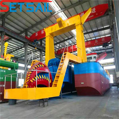 6-20 mm Spessore della piastra inferiore Pump Cutter Suction River Sand Dredger con motore cat