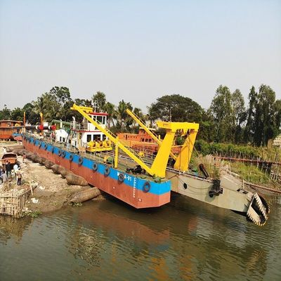 Dredger a aspirazione da 24 pollici da taglio 2190kw Potenza del motore principale 2050 mm Diametro della testa da taglio