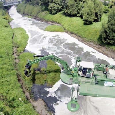 120m3-700m3/h Capacità Motore diesel personalizzato Potenza idraulica Scavatrice di sabbia anfibia
