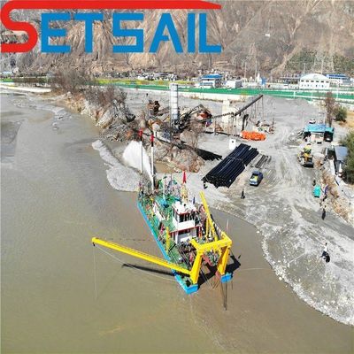 2000m3 flusso d'acqua idraulico diesel 12 pollici tagliatore aspirazione dragatore di fango con testa 50m