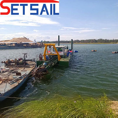 Costo di spedizione e capacità Scavatrice di aspirazione a taglio da 16 pollici per la sabbia del fiume Bangladesh