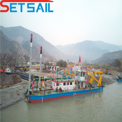 6-20 mm Spessore della piastra inferiore Pump Cutter Suction River Sand Dredger con motore cat
