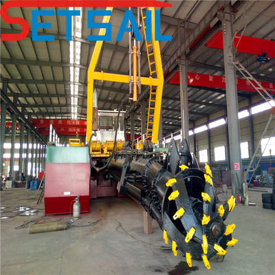 Peso totale 28-1000t Siemens PLC Cutter Suction Sand Dredging Machine con Anchor Boom
