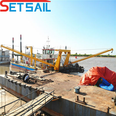 Cummins 160kw-3000kw Cutter Suction Dredger Macchine per l'estrazione di minerali con paracadute per l'agitazione dell'oro
