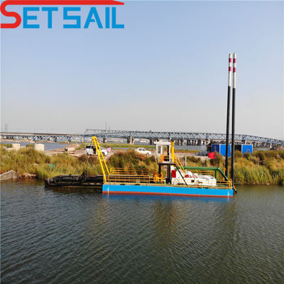 Dredger a aspirazione da 10 pollici con motore ausiliario di potenza di 122 kW di Siemens e Cummins