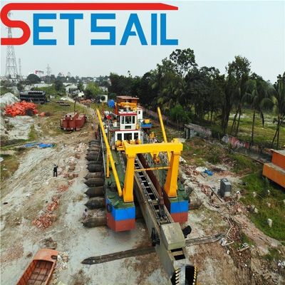 Doppia pompa di fango Dredger di sabbia Cummins 160kw-3000kw Power Cutter Head Suction Pump