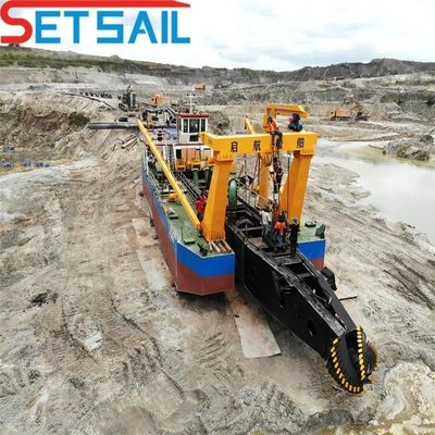 Dredger a pompa di aspirazione da 10 pollici per sabbia fluviale entro 8 metri profondità di dragaggio