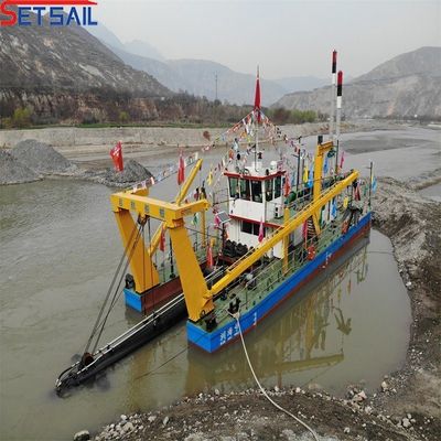 31.1 Meter Lunghezza totale US Set Vela 10 pollici Cutter Suction Silt Dredger con denti di taglio