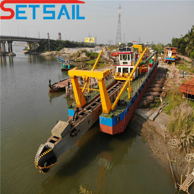 Lunghezza totale 31,1 metri Siemens PLC Motore diesel 8 pollici Cutter Suction Sand Dredger