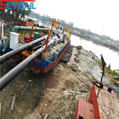 Larghezza totale 5,5 metri Personalizzato realizzato in 8 pollici River Sand Dredger