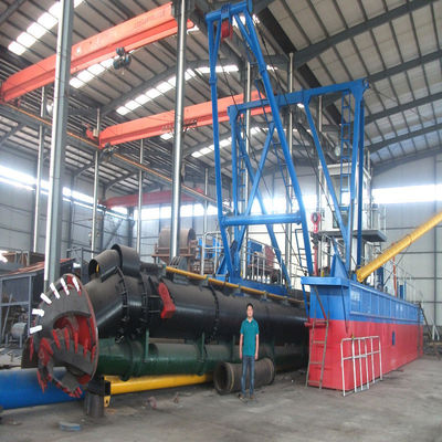 Dredger di sabbia a motore diesel personalizzato con distanza massima di scarico di 2 chilometri