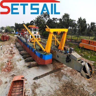 Dredger ad aspirazione a taglio personalizzabile con alta profondità di dragaggio e verricello idraulico