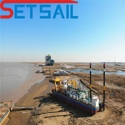 3900.00cm * 880.00cm * 225.00cm Dredger tipo ciclone con motore Cummins e ancoraggio