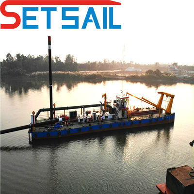 Capacità del suolo 1200m3 Cummins Motore diesel 26 pollici Cutter Suction Dredger con Anchor Boom