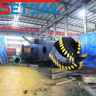 Capacità del suolo 1200m3 Cummins Motore diesel 26 pollici Cutter Suction Dredger con Anchor Boom