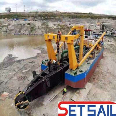 Tipo ciclone idrociclone QHCSD-185 Ancoraggio idraulico Boom 32inch Cutter Suction Dredger