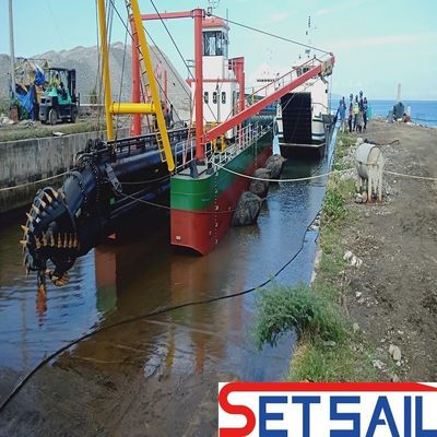 Tipo ciclone idrociclone QHCSD-185 Ancoraggio idraulico Boom 32inch Cutter Suction Dredger