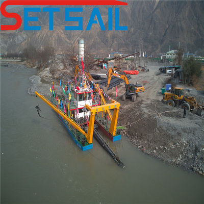 736kw motore ausiliare azionato da ciclone tipo 28 pollici Cutter Suction Sand Dredger per il fiume