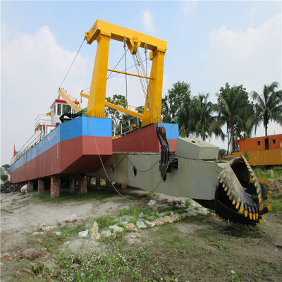 1800cm * 380cm * 220cm Dimensione del pacchetto Siemens PLC Control Cutter Suction Dredger per fiume