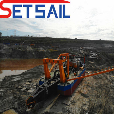 Flusso d'acqua 6000m3 Scavatrice di aspirazione da 26 pollici con testa da 54 m e tipo di motore diesel