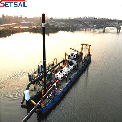 Dredger di aspirazione da 8 pollici per il dragaggio di sabbia fluviale e distanza massima di scarico