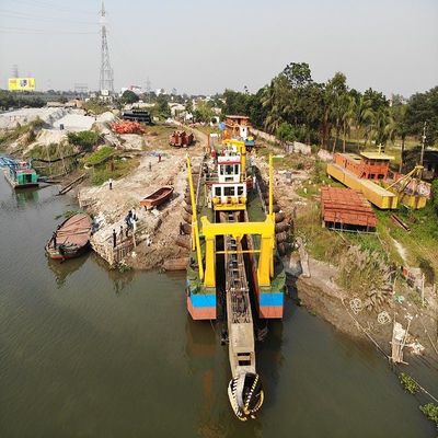 Dredger a aspirazione da 24 pollici da taglio 2190kw Potenza del motore principale 2050 mm Diametro della testa da taglio