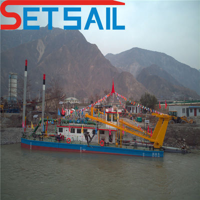 Durabile 26 pollici Cutter Suction Dredger con 450kw Cutter Head Potenza e idrociclone