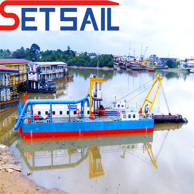 5500 metri cubi di flusso d'acqua 24 pollici Cutter Suction Mud Dredger con e lunghezza totale