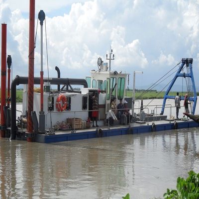 Cummins Motore Diesel 24 pollici Cutter Suction Dredger per l'estrazione di sabbia nei fiumi