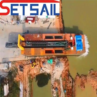 Cummins Motore diesel azionato 24 pollici Cutter Suction Dredging Machinery per il fango di sabbia di fiume