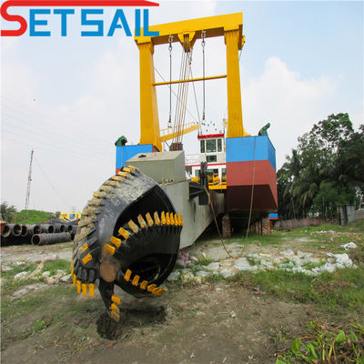 18&quot;-26&quot; HDPE diametro Cutter Suction Dredger per profondità di dragaggio 0,5-30 metri progettato
