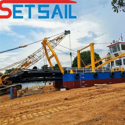 500-2000m Distanza di scarico CTS Tipo slot Sistema idraulico 24 pollici Cutter Suction Dredger