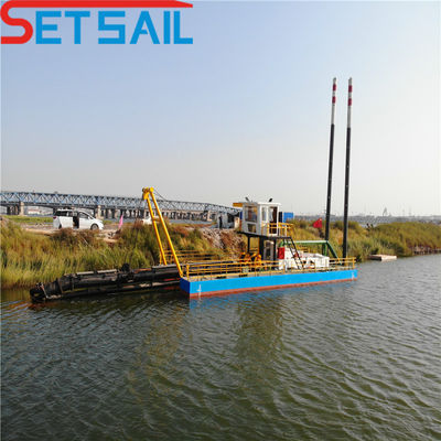 Distanza di uscita 1500m Tagliatore idraulico Dredger di aspirazione con 298kw di potenza del motore ausiliario