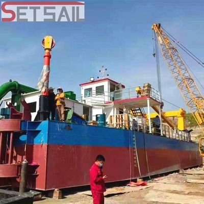 Dredger idraulico a motore diesel per le operazioni di dragaggio di sabbia fluviale e fango