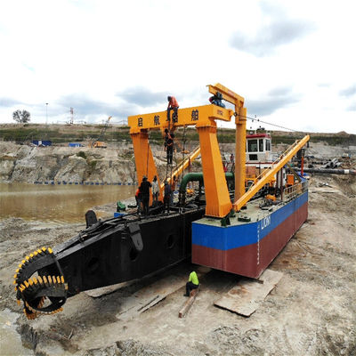 Dredger di profondità di dragaggio di 18 m Dredger di aspirazione per la costruzione di porti e per il dragaggio di bacini