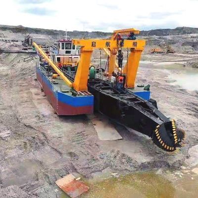 20/26 pollici Cumins Weichai motore diesel fango / Cutter Suction Sand Dredger per il progetto di dragaggio di fiume / lago / mare / serbatoio