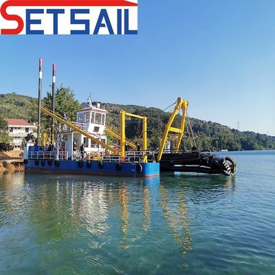 550 Pompa di sabbia Siemens PLC Motore diesel 22 pollici Cutter Suction Dredger per progetti