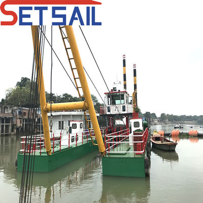 550 Pompa di sabbia Siemens PLC Motore diesel 22 pollici Cutter Suction Dredger per progetti
