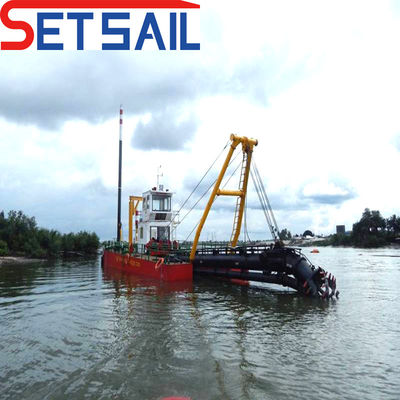 180000.000kg Pacco Peso lordo Motore diesel 18 pollici Cutter Suction Dredger per la sabbia