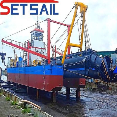 Dredger di sabbia a aspirazione da 18 pollici con gru di ponte QHCSD-477 700m3 Capacità 700m3