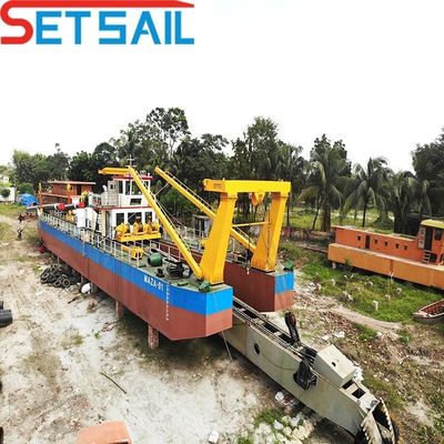 18 pollici di sabbia di dragaggio Dredger Machine per il recupero del terreno conveniente e durevole