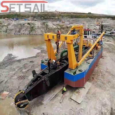 Dredger di sabbia a motore da 582 kW con potenza di testa di taglio da 260 kW e profondità di dragaggio di 10 m