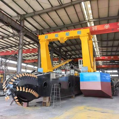 Dredger di aspirazione con capacità di 1000 m3/h e profondità di dragaggio di 20 m