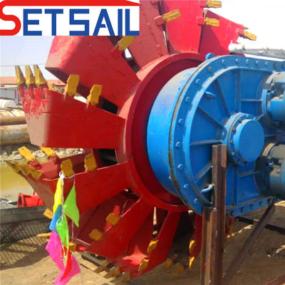QHWBD-24 Dredger di fango a cucchiaio a ruote con flusso d'acqua di 2500 m3 e distanza di scarico di 800-5000 m