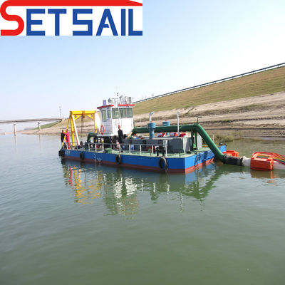 Flusso d'acqua 100m3-20000m3 Cummins Motore diesel Trailing Hopper Scution Dredger per fango