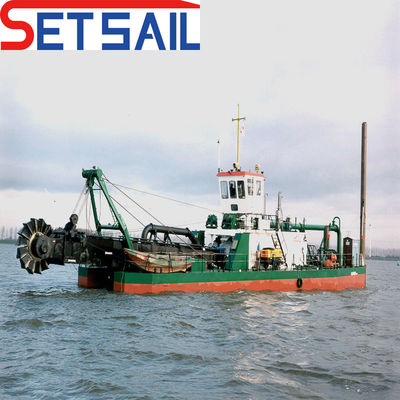 Flusso d'acqua 100m3-20000m3 Cummins Motore diesel Trailing Hopper Scution Dredger per fango