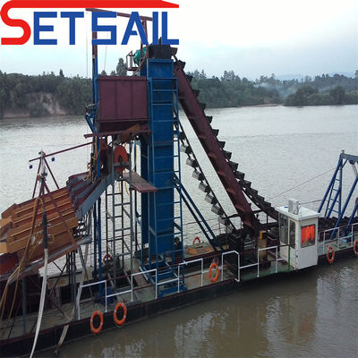 Dredger per l'estrazione dell'oro e dei diamanti