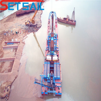 Dredga per l'oro di sabbia del fiume Chain Bucket con verricello di sollevamento e scafo Dimensioni 23m-49m