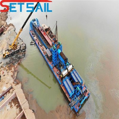 Dredga per l'oro di sabbia del fiume Chain Bucket con verricello di sollevamento e scafo Dimensioni 23m-49m