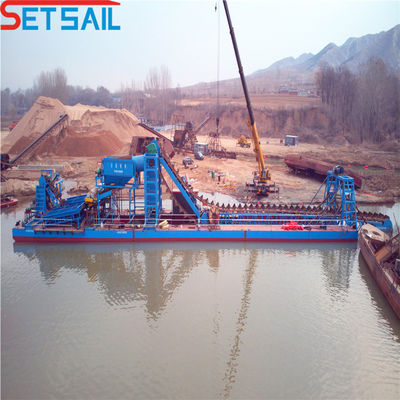 1.0m-2m High Chain Bucket Gold Dredger per operazioni minerarie fluide in acque poco profonde